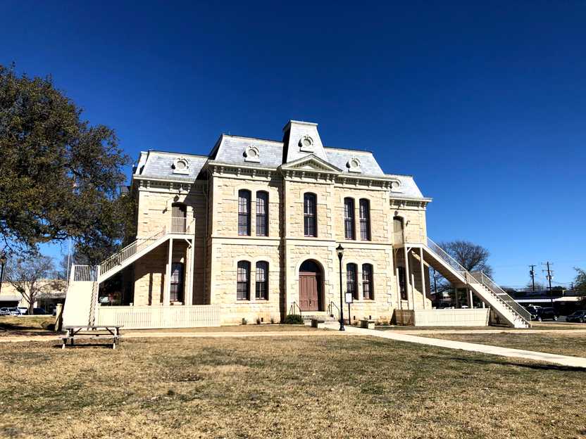 The town courthouse in the town of Blanco.