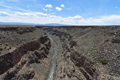 A Weekend Guide to Visiting Taos, New Mexico: Outdoor Adventure & Delicious Food