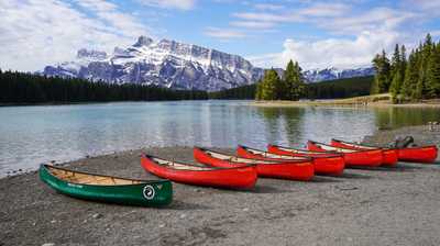 The Ultimate Guide to Visiting Banff in May: Hiking, Tips for Visiting & More