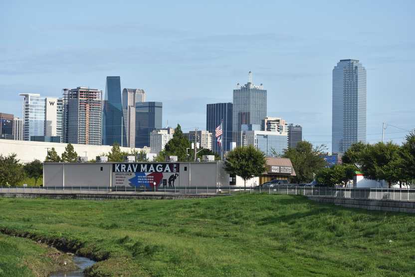 A view of downtown Dallas from the Trinity Skyline trail.
