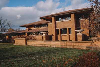 The Ultimate Guide to Visiting Buffalo in the Winter: Fun Activities, Delicious Food & More